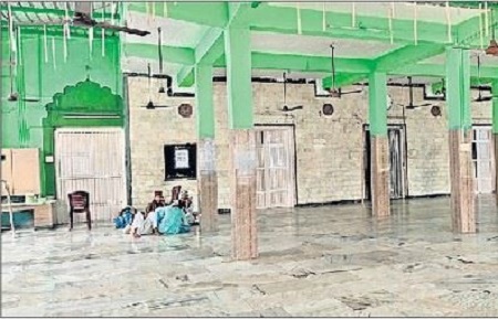 పురాతన మసీదులకు కేరాఫ్ పాతబస్తీ