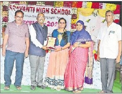 నైతిక విలువలతో కూడిన విద్య ఉన్నతికి దోహదం