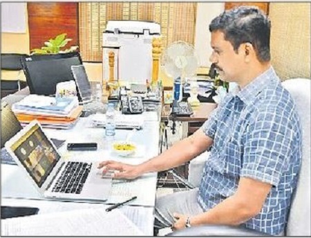 రిటైనింగ్ వాల్ పనులు వేగవంతం చేయాలి