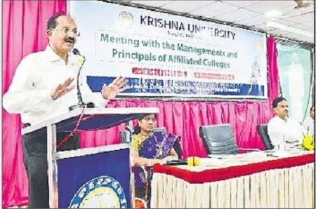 ఇక నుంచి డిగ్రీ నాలుగేళ్ళు