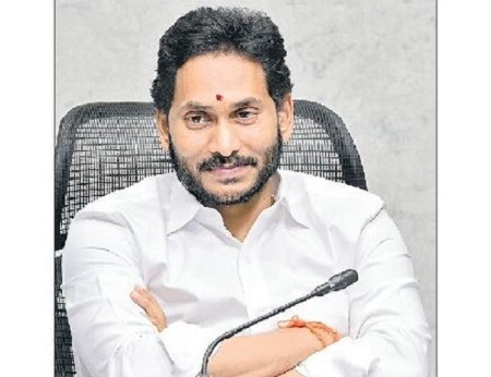 త్వరితగతిన సీఆర్డీఏ పరిధిలో ఇళ్ల నిర్మాణం