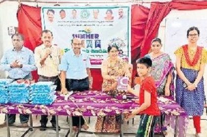వేసవి శిక్షణ శిబిరాలతో విద్యార్ధులకు విజ్ఞానం