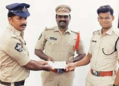 సెల్ ఫోన్ చోరీ కేసులో ఇరువురు అరెస్టు
