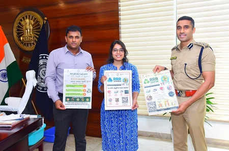 RRR సెంటర్స్ పోస్టర్ ను ఆవిష్కరించిన పోలీస్ కమీషనర్ శ్రీ కాంతి రాణా టాటా ఐ.పి.ఎస్. గారు