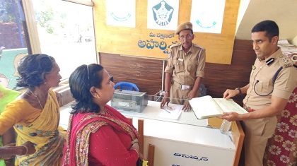నున్న పోలీస్ స్టేషన్‌ను తనిఖీ చేసిన పశ్చిమ జోన్ ఇన్‌చార్జ్ డీసీపీ శ్రీ విశాల్ గున్ని ఐపీఎస్ గారు