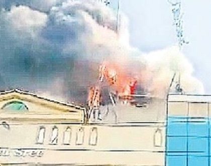 మంటలు రేపుతున్న ఎండలు