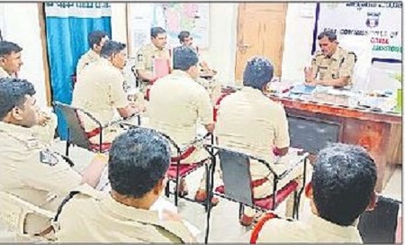 రోడ్డు ప్రమాదాల నివారణపై ప్రత్యేక దృష్టి పెట్టాలి