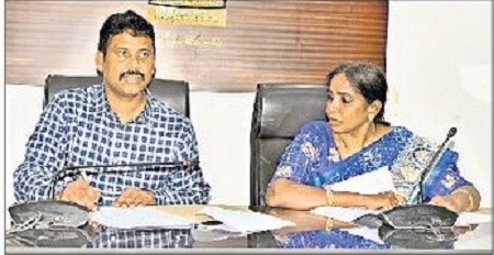 మాతా శిశు మరణాలను నివారించాలి