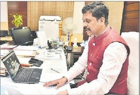 శిశువు పుట్టిన వెంటనే ఆధార్ నమోదు