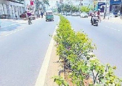 పాలిక్లినిక్ రోడ్డుకు అదనపు హంగులు