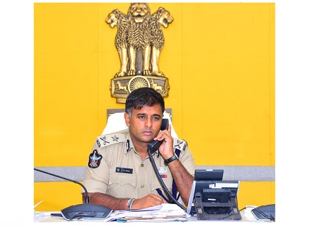 'డయల్ యువర్ పోలీస్ కమీషనర్' కార్యక్రమములో 9 ఫిర్యాదులు