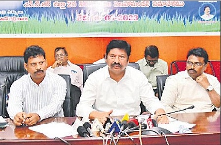 సాగునీరు, మద్దతు ధర ప్రభుత్వ ప్రాధాన్యతలు
