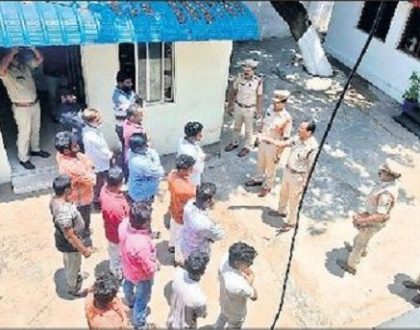 రౌడీషీటర్లకు పోలీసుల కౌన్సెలింగ్