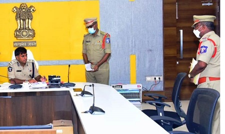 'పోలీస్ వెల్ఫేర్ డే' లో 29 ఫిర్యాదులను స్వీకరించిన సీపీ శ్రీ కాంతి రాణా టాటా ఐపిఎస్ గారు