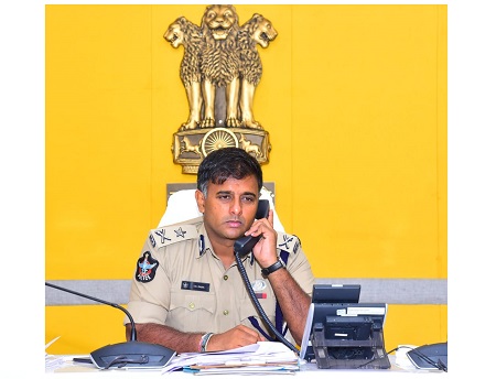 'డయల్ యువర్ పోలీస్ కమీషనర్' కార్యక్రమముకు 10 ఫిర్యాదులు
