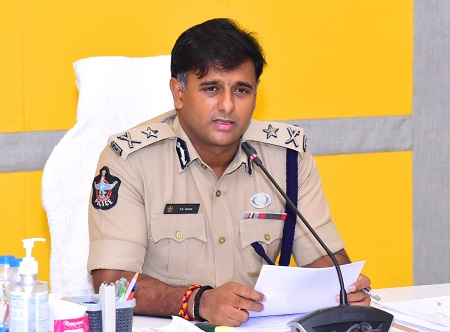 తస్మాత్ జాగ్రత్త .... మద్యం సేవించి వాహనం నడిపితే జైలుకే.....