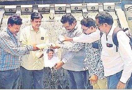 పద్దు మెరిసే.. ఉగ్యోగి మురిసే