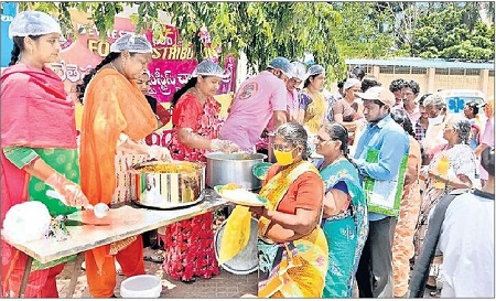ఆకలి తీరేలా...