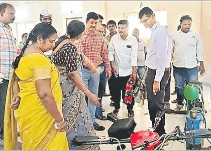 బుడమేరు ప్రక్షాళన.. దోమల నిర్మూలన