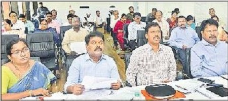 అర్హతే ప్రామాణికం