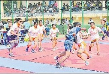 క్రీడా పరికరాలు పుష్కలం