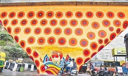 ఆకర్షణీయంగా కనకదుర్గ ఫ్లై ఓవర్