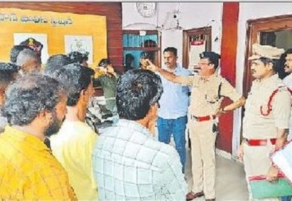 రౌడీ షీటర్లు, సస్పెక్ట్ షీటర్లకు కౌన్సెలింగ్