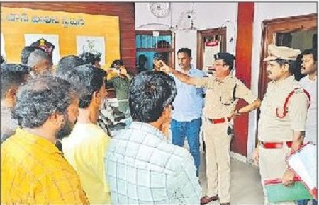 రౌడీ షీటర్లు, సస్పెక్ట్ షీటర్లకు కౌన్సెలింగ్