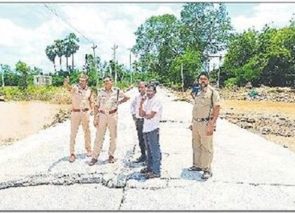 లింగాల కాజ్ వేపై రాకపోకలు నిలిపివేత
