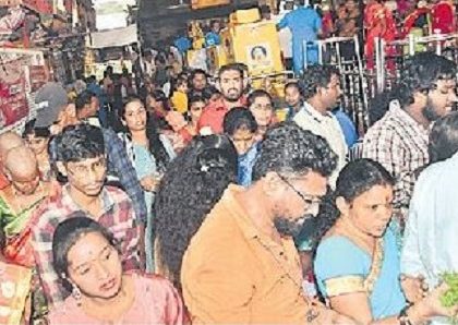అరగంటలోనే అమ్మవారి దర్శనం