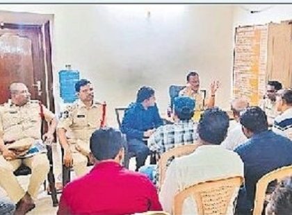 నిషేధిత మందులు విక్రయిస్తే చర్యలు