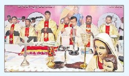 ఘనంగా కార్మిల్ మాత పుణ్యక్షేత్ర మహోత్సవం