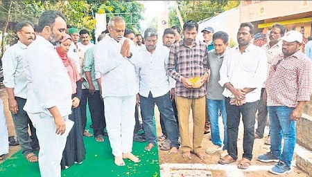 సెంట్రల్ లో అభివృద్ధి పరుగులు