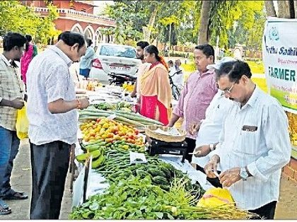 ప్రకృతి ఉత్పత్తులతో 'వీక్లీ మార్కెట్లు'