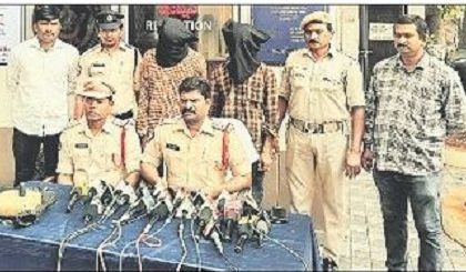 గంజాయి, చోరీ కేసుల్లో ముగ్గురు అరెస్ట్