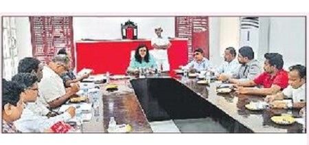 అందరి సహకారంతో తప్పులు లేని ఓటర్ల జాబితా