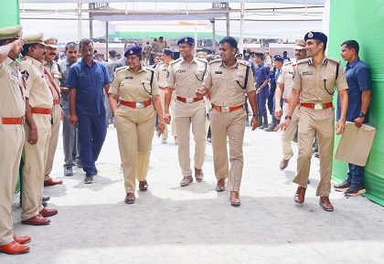 స్వాతంత్ర్య దినోత్సవానికి ట్రయిల్ రన్ ను పర్యవేక్షించిన పోలీస్ కమీషనర్ శ్రీ కాంతి రాణా టాటా ఐ.పి.ఎస్.గారు