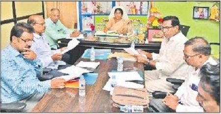 గ్రంథాలయాల్లో మౌలిక వసతుల కల్పనకు కృషి