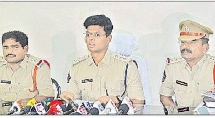 గ్రూప్-1 ఉద్యోగానికి తప్పుడు ధృవపత్రం