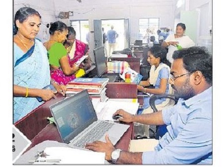 సచివాలయ ఉద్యోగులకు పదోన్నతులు