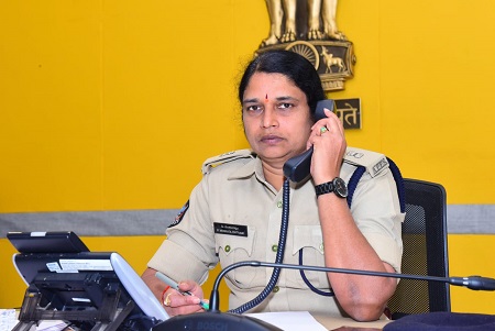 “డయల్ యువర్ పోలీస్ కమీషనర్” కార్యక్రమమునకు “11” ఫిర్యాదులు