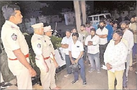 నందిగామలో వాహన తనిఖీలు