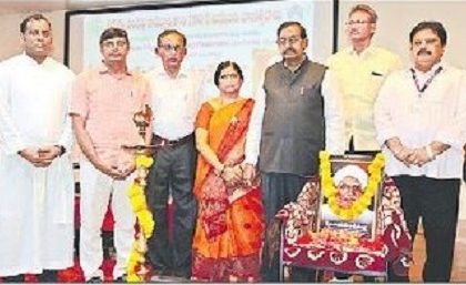 తెలుగు భాషను కాపాడుకుందాం