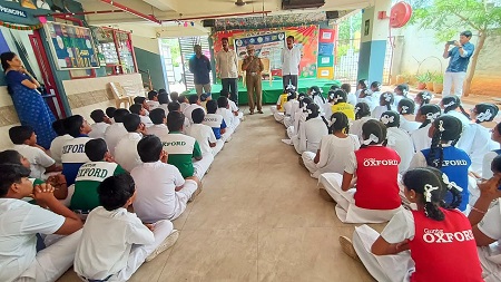 సైబర్ క్రైమ్, సోషల్ మీడియా నేరాలపై విద్యార్ధులకు అవగాహన, చేరువ వాహనం ద్వారా ప్రజలకు అవగాహన కార్యక్రమాలు
