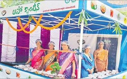 ఆడపడుచులకు అండగా.. పేదల కడుపు నిండగా..