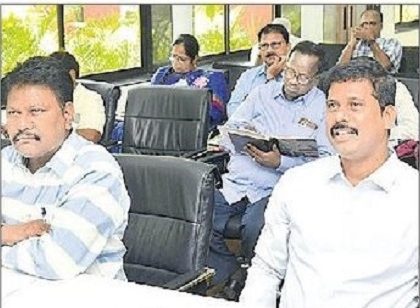 ఓటర్ల సమాచారం వెబ్ సైట్ లో అప్ లోడ్ చేయండి
