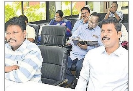ఓటర్ల సమాచారం వెబ్ సైట్ లో అప్ లోడ్ చేయండి