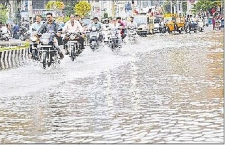 నగరంలో భారీ వాన