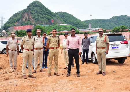 నిమజ్జనం, దసరా ఏర్పాట్లను పరిశీలించిన పోలీస్ కమీషనర్ శ్రీ కాంతి రాణా టాటా ఐ.పీ.ఎస్.గారు