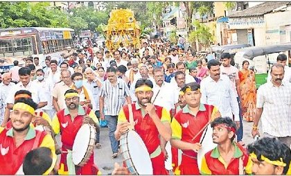 వైభవంగా ఆదిదంపతుల గిరి ప్రదక్షణ